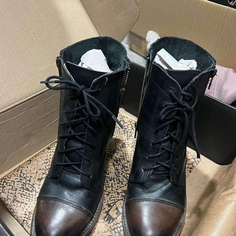 Freebird Black and Brown shoes - Picture 2 of 13